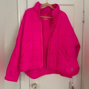NWT/NEVER WORN FREE PEOPLE Pippa Packable Puffer Jacket in PINK